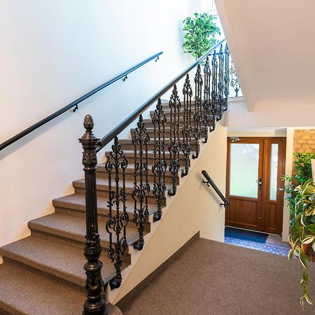Hotel Schoenbrunn Виена Екстериор снимка