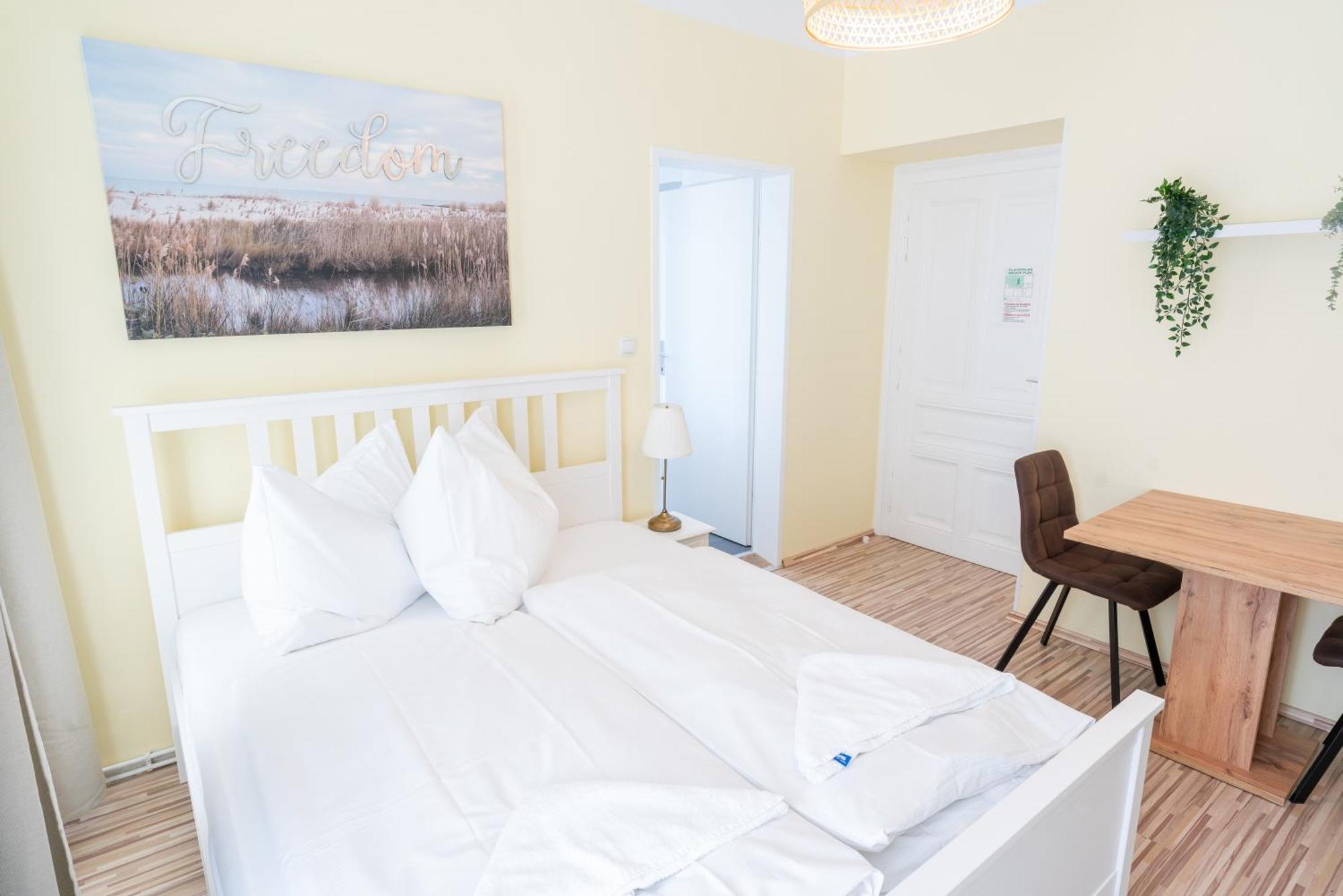 Hotel Schoenbrunn Виена Екстериор снимка