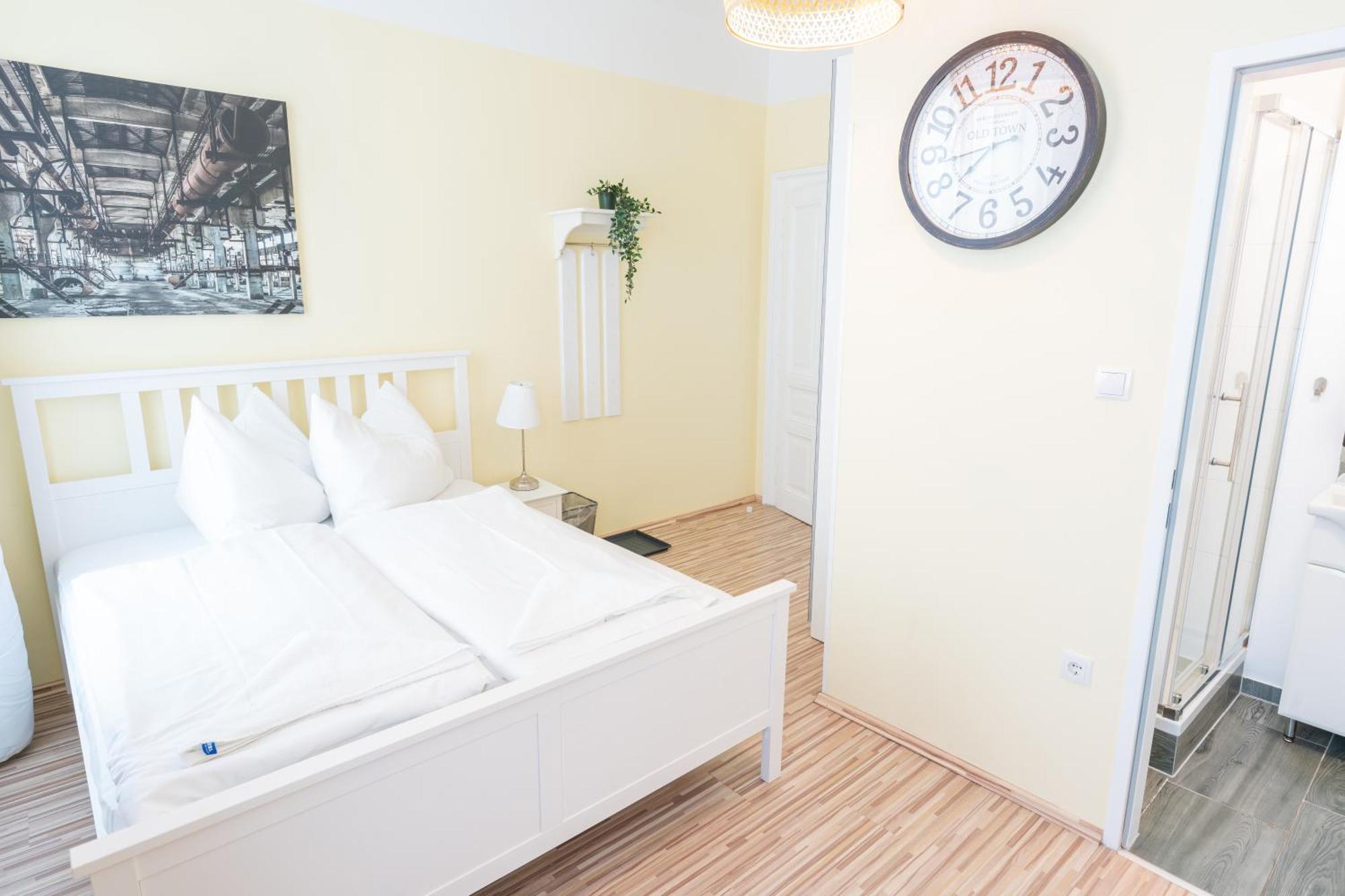 Hotel Schoenbrunn Виена Екстериор снимка