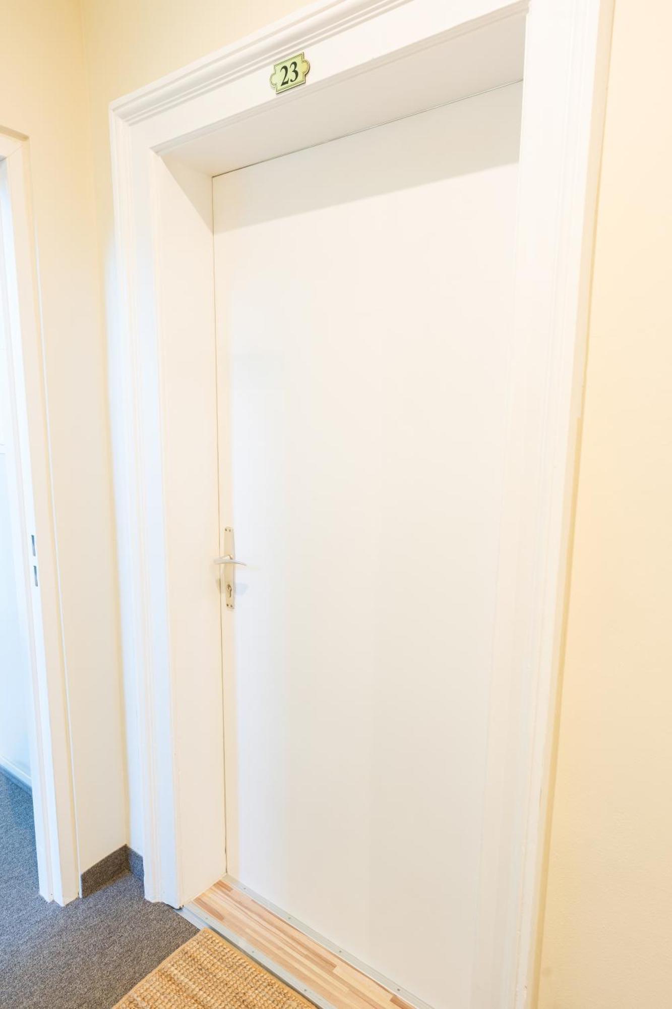 Hotel Schoenbrunn Виена Екстериор снимка