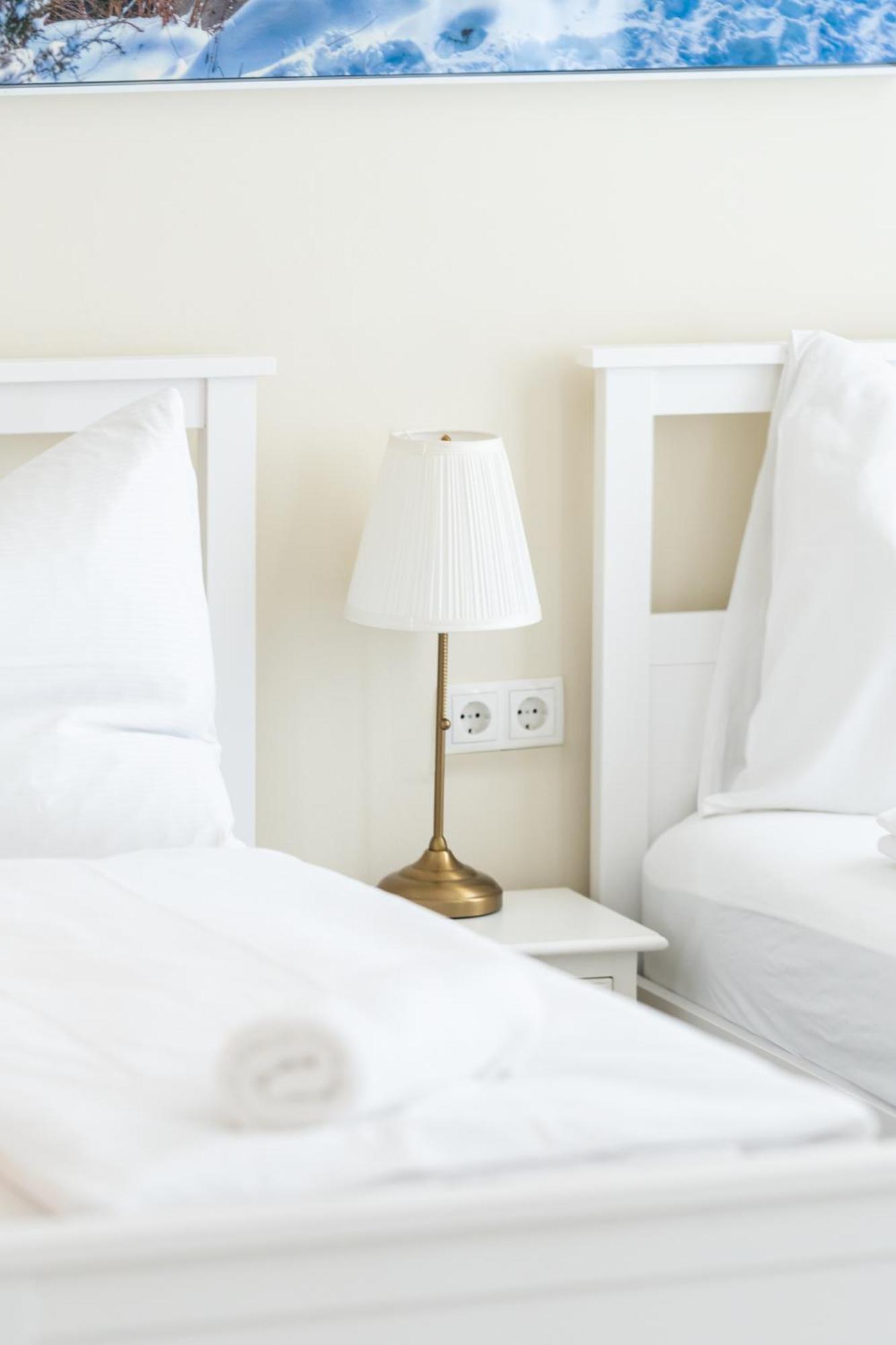 Hotel Schoenbrunn Виена Екстериор снимка